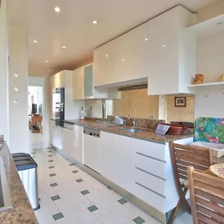 3bdr With Seaviews And Big Terrace Antibes